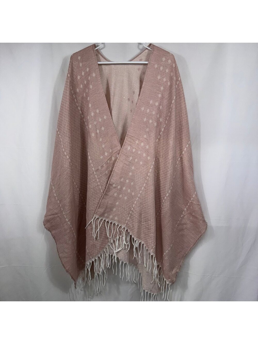 Gentle Fawn Pink Fringe Ruana Poncho Wrap Shawl NWT M/L Boho Layering